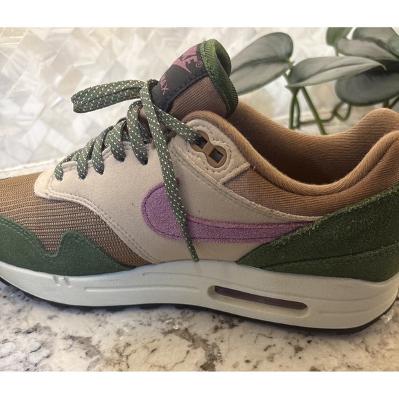 Size 7 Nike Air Max 1 NH  DR9773-300 TreeLine Skunk Men's Sneakers - Picture 8 of 16